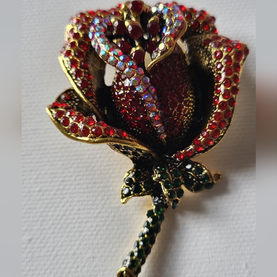 Beautiful Ab Rhinestones Rose Brooch/Pendant